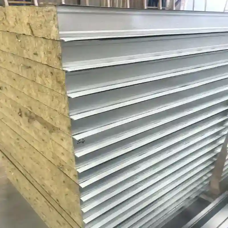 Kompositt takpanel